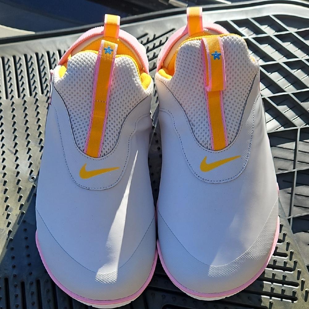 Nike Women White and Yellow Slip-On Sneakers
